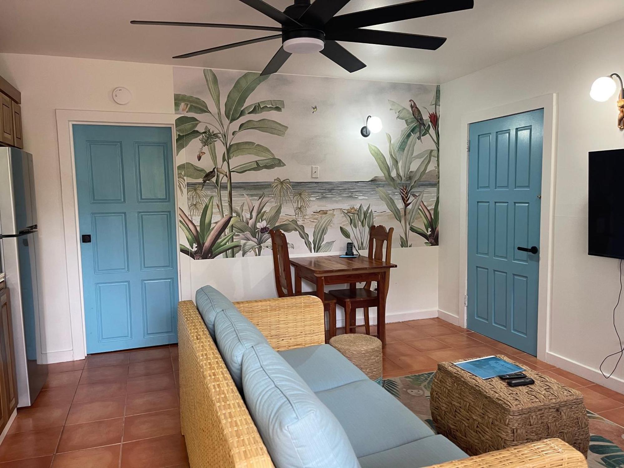 ホテル Alux House Placencia エクステリア 写真